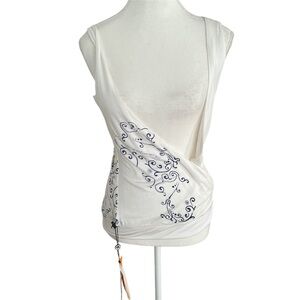 Y2K White one-shoulder slit tank top with blue swirls
